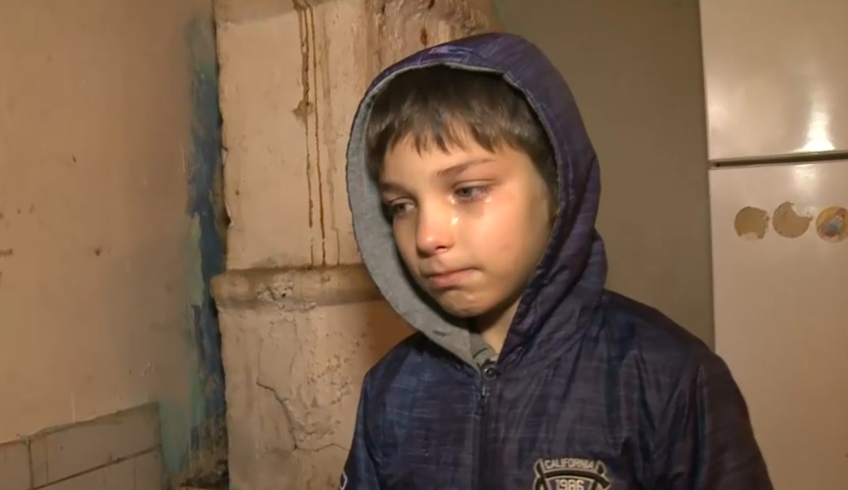 Ce își doresc copiii la care niciun Moș nu ajunge: Nu visează la jucării pentru că nu au ce să mănânce și colegii de școală îi ocolesc