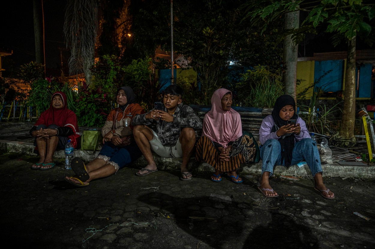 Încă un cutremur puternic în Indonezia, la două săptămâni după seismul în care au murit 300 de oameni