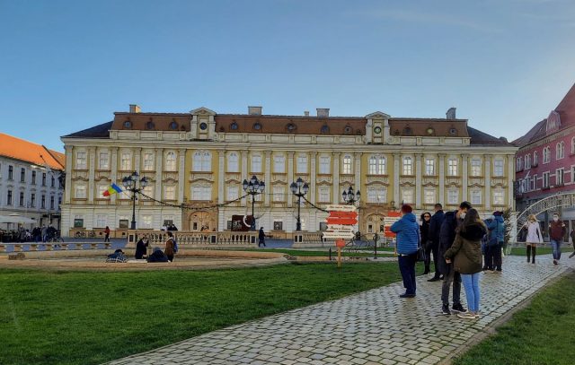 Muzeul Național de Artă din Timișoara anulează expoziția unui artist austriac. "Se cuvine să luăm atitudine!"