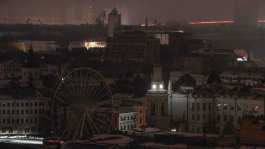 Kiev, capitala Ucrainei, noaptea, pană de curent