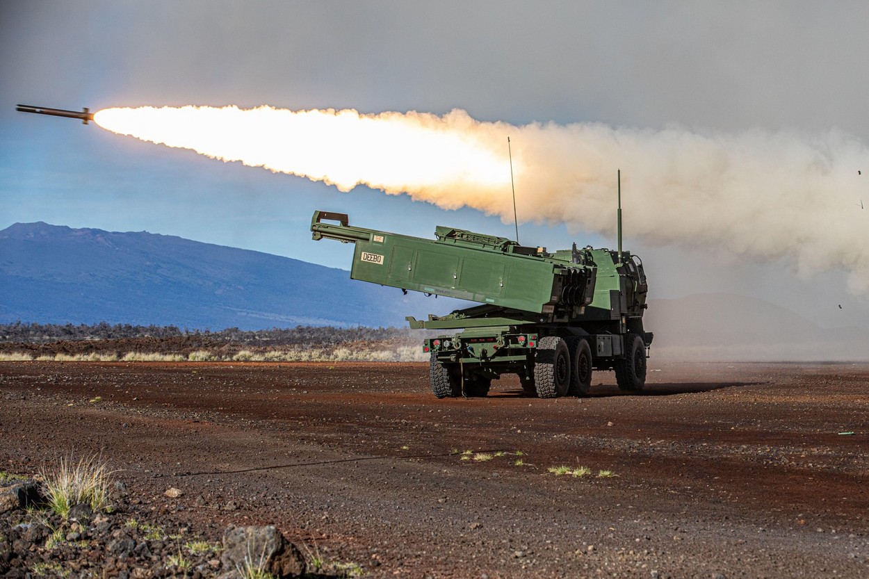Estonia cumpără sisteme de lansatoare de rachete HIMARS. Este cea mai importantă achiziție de arme din istoria țării