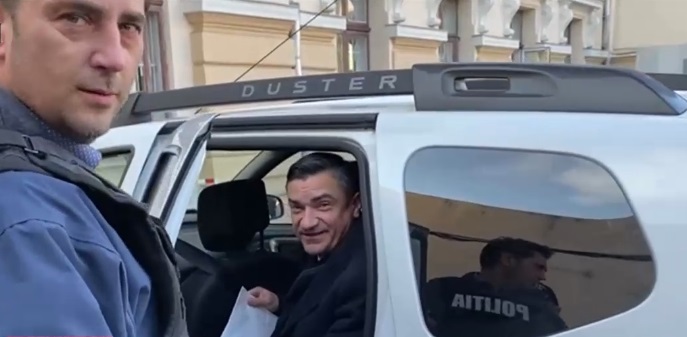 UPDATE După DNA, și DIICOT face percheziții la Primăria Iași. Primarul Mihai Chirica a fost dus la audieri