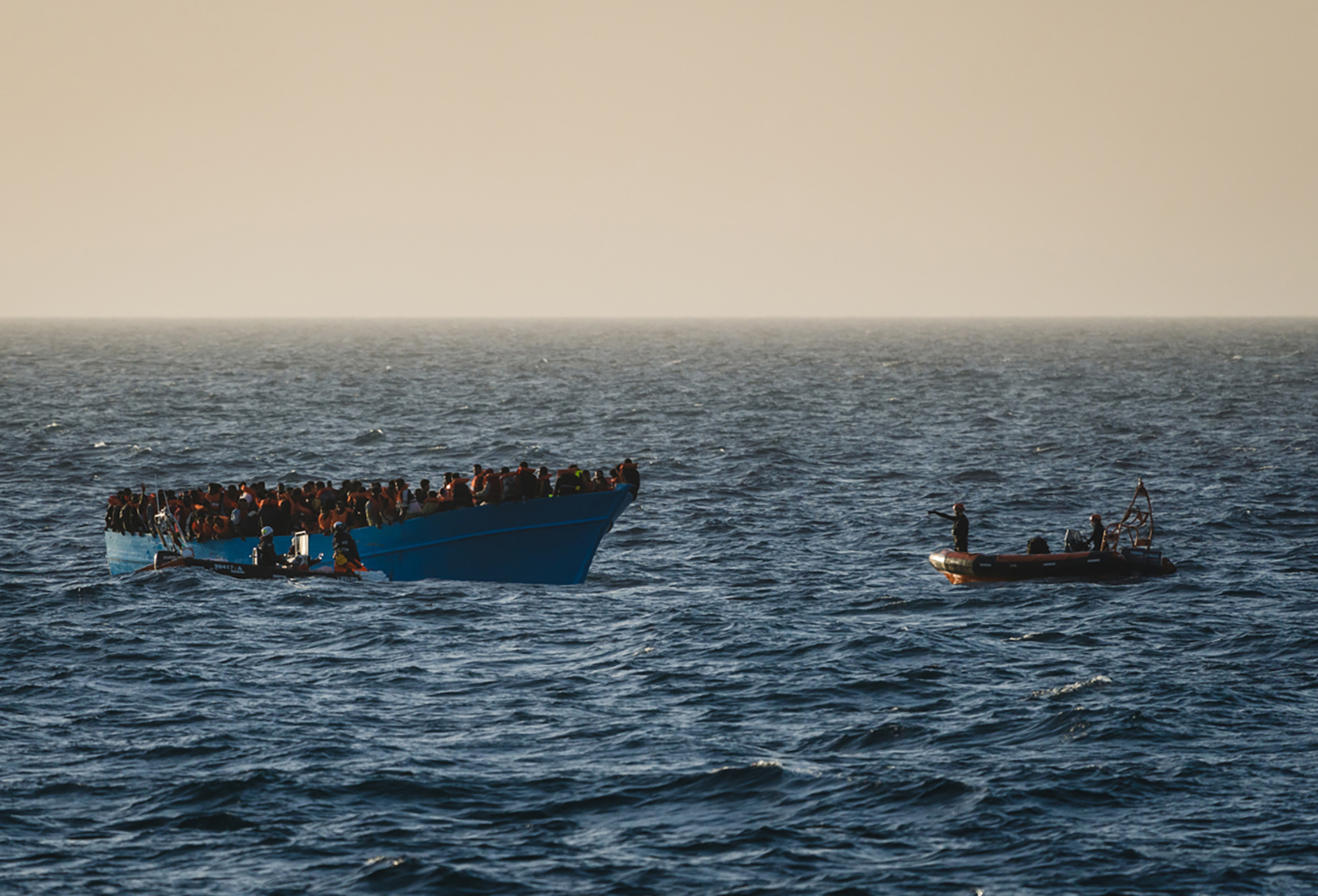 Cel puțin 59 de oameni au murit în naufragiul unei ambarcațiuni cu migranți în Grecia