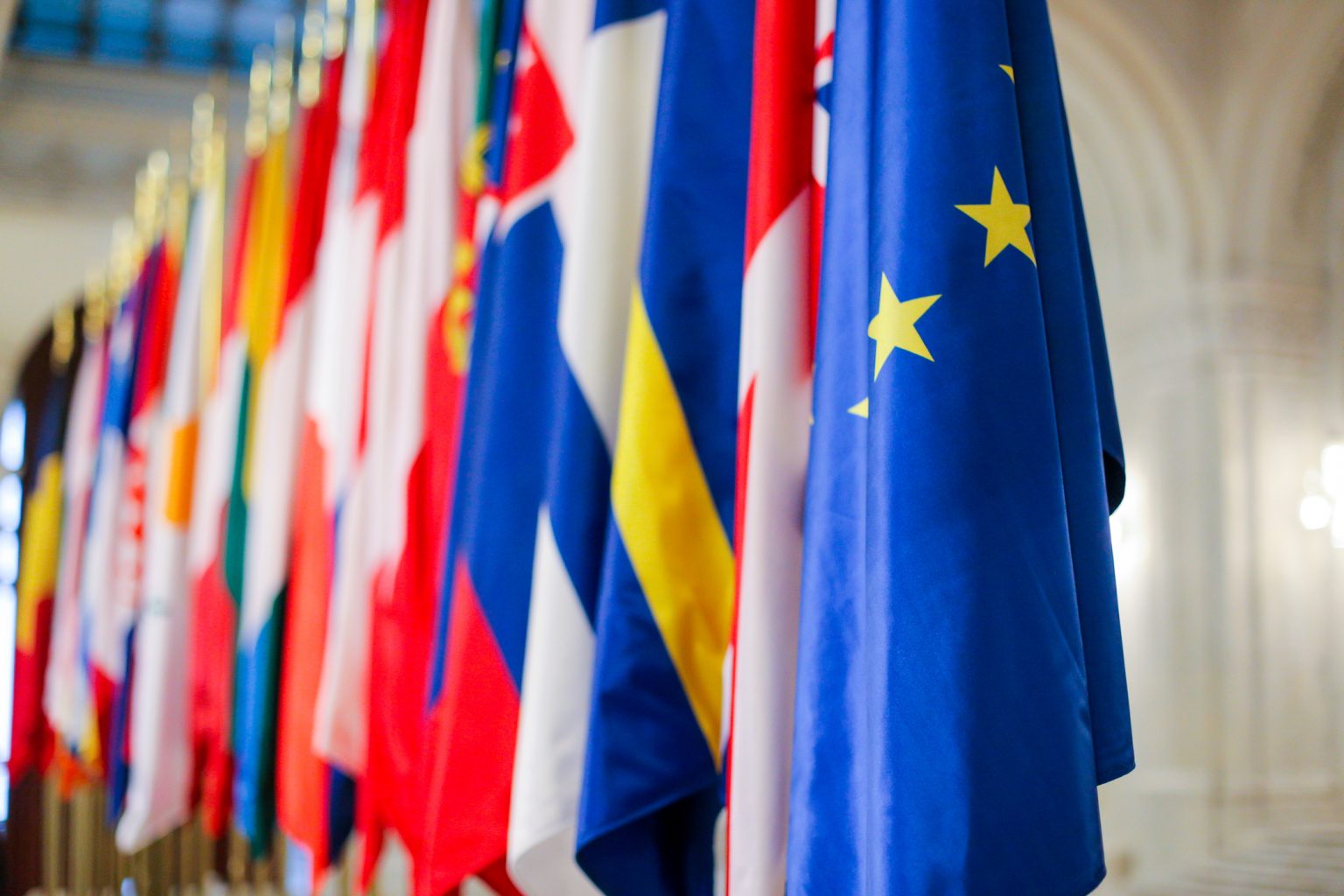 Aurescu: Nu excludem modificarea tratatelor UE pentru ca deciziile să fie luate cu majoritate calificată și nu cu unanimitate