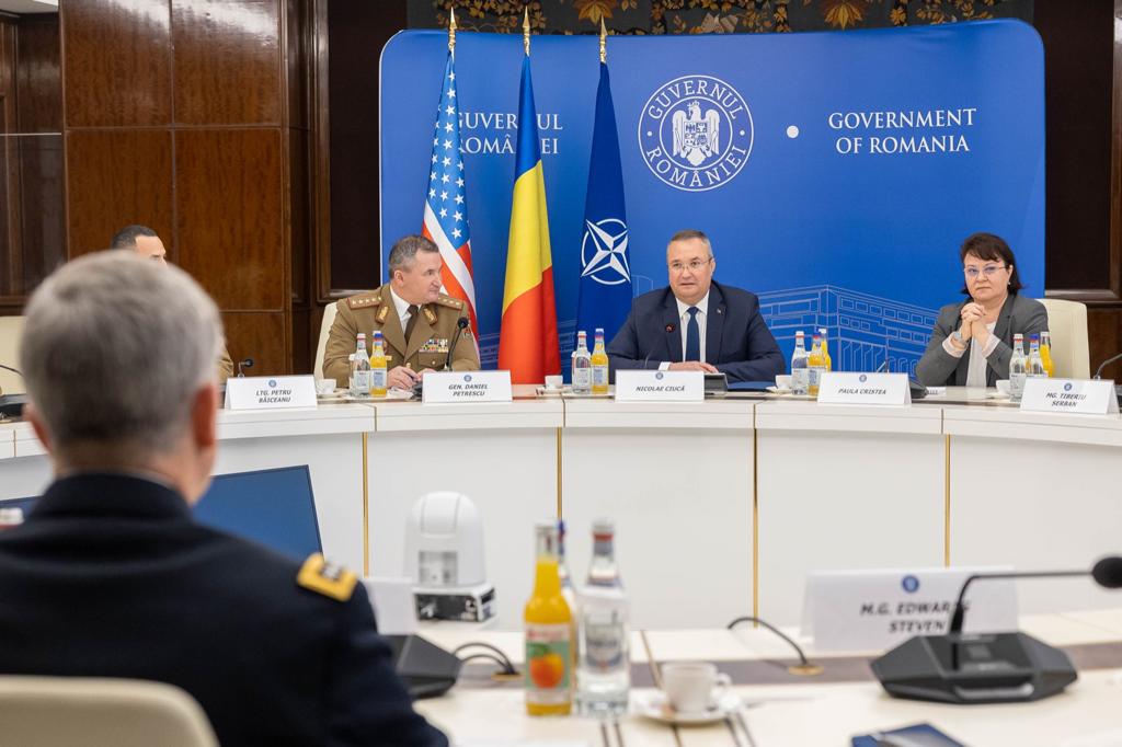 Nicolae Ciucă s-a întâlnit cu șeful Comandamentului Operaţiilor Speciale SUA