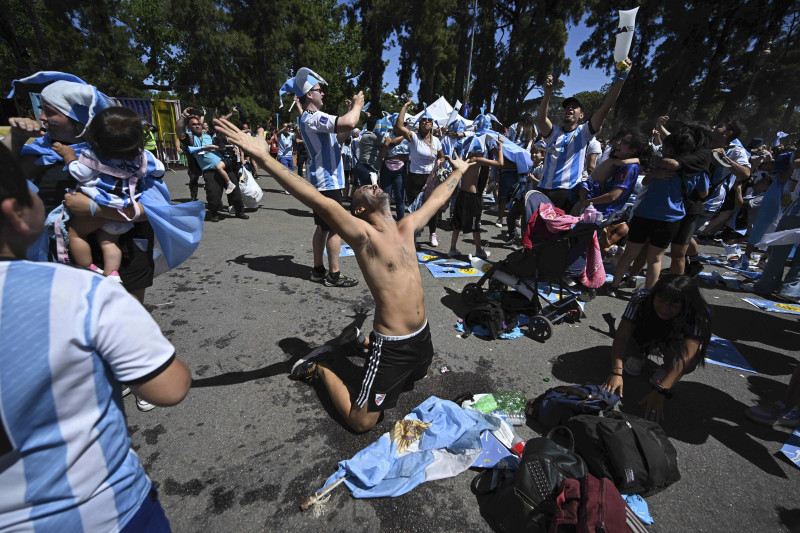 Fanii Argentinei, în delir pe străzile din Buenos Aires