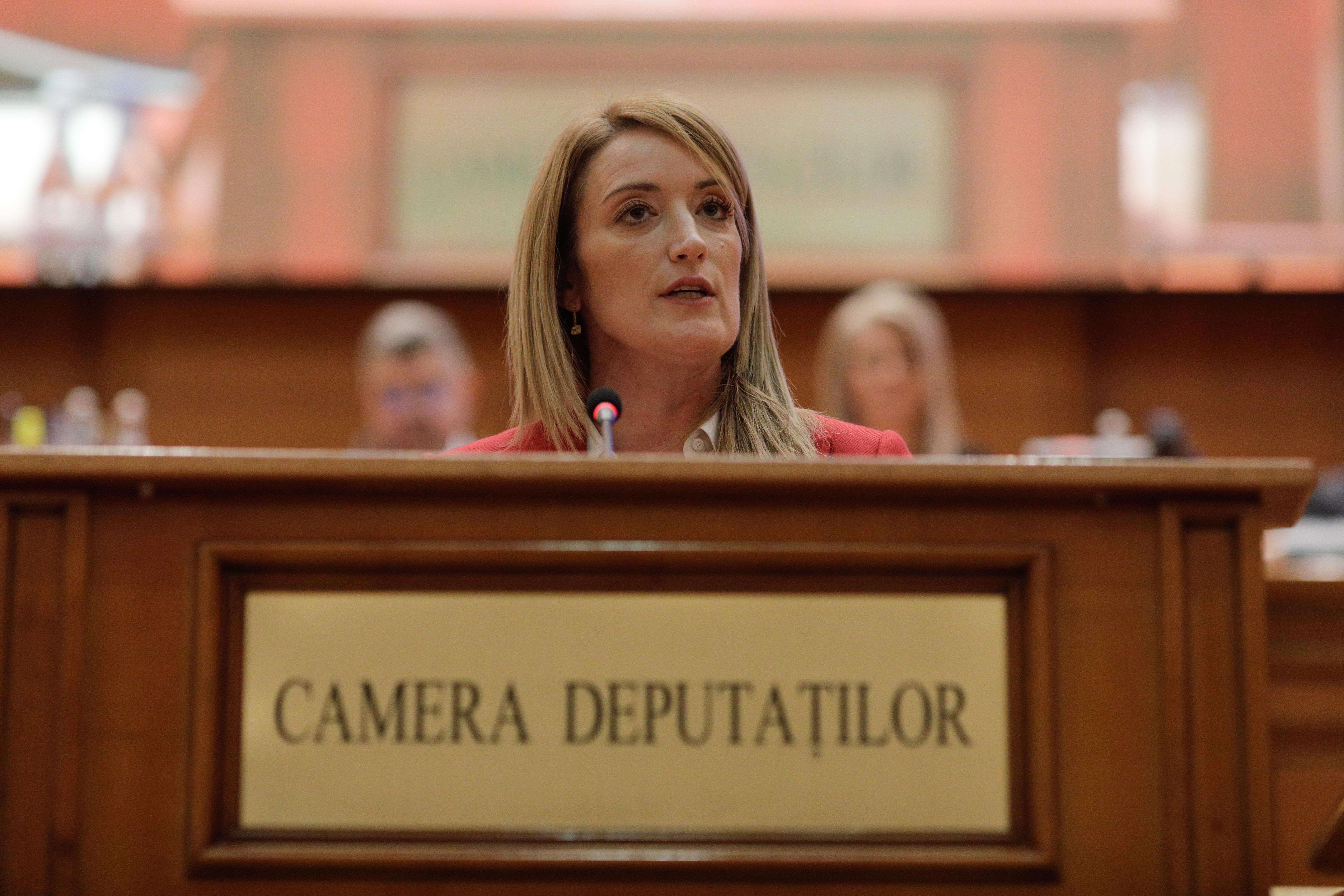 Roberta Metsola: În prima jumătate a lui 2023 ar trebui ca România să adere la Schengen