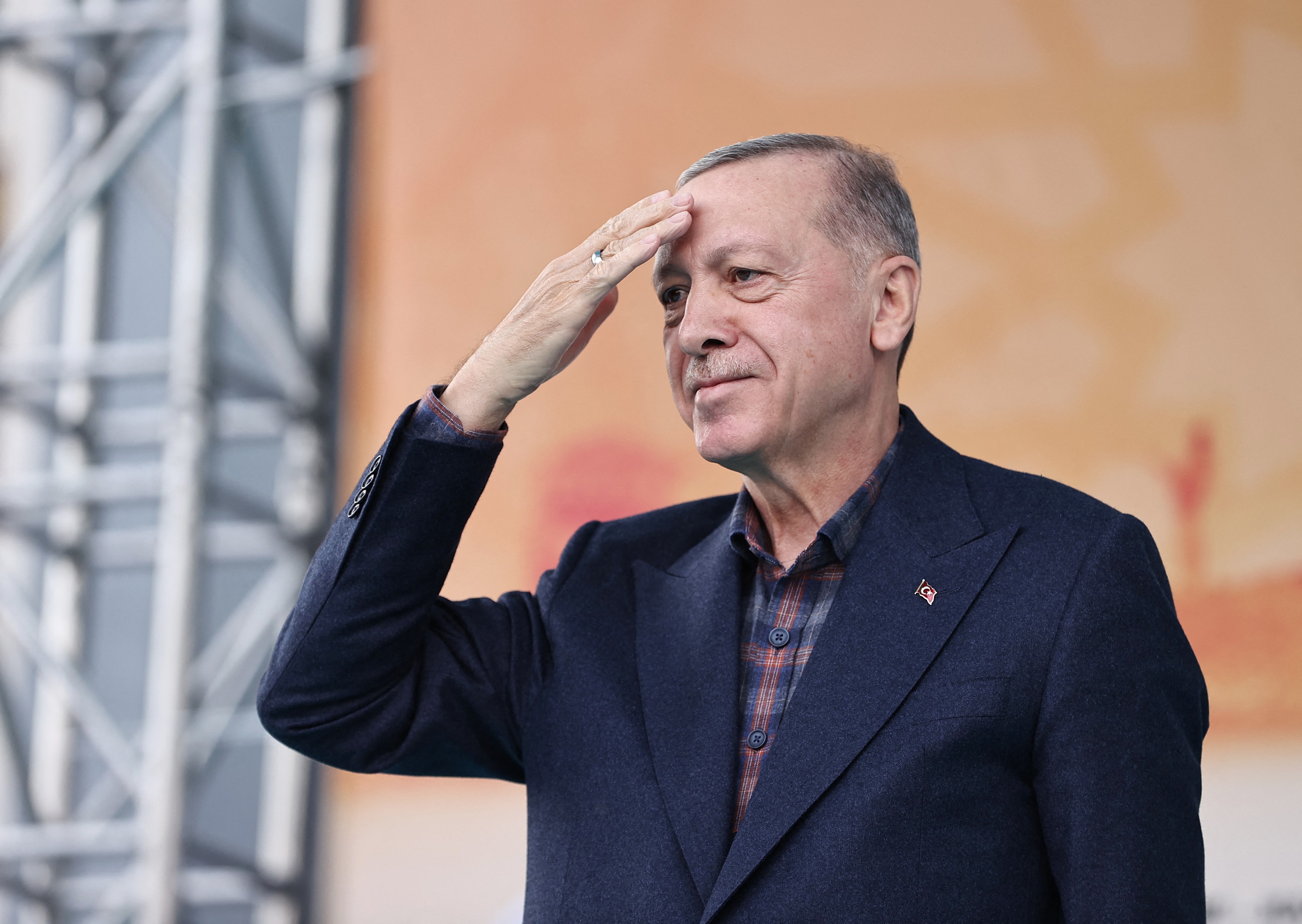 Opoziţia din Turcia promite ca va limita puterile preşedintelui daca va caştiga alegerile