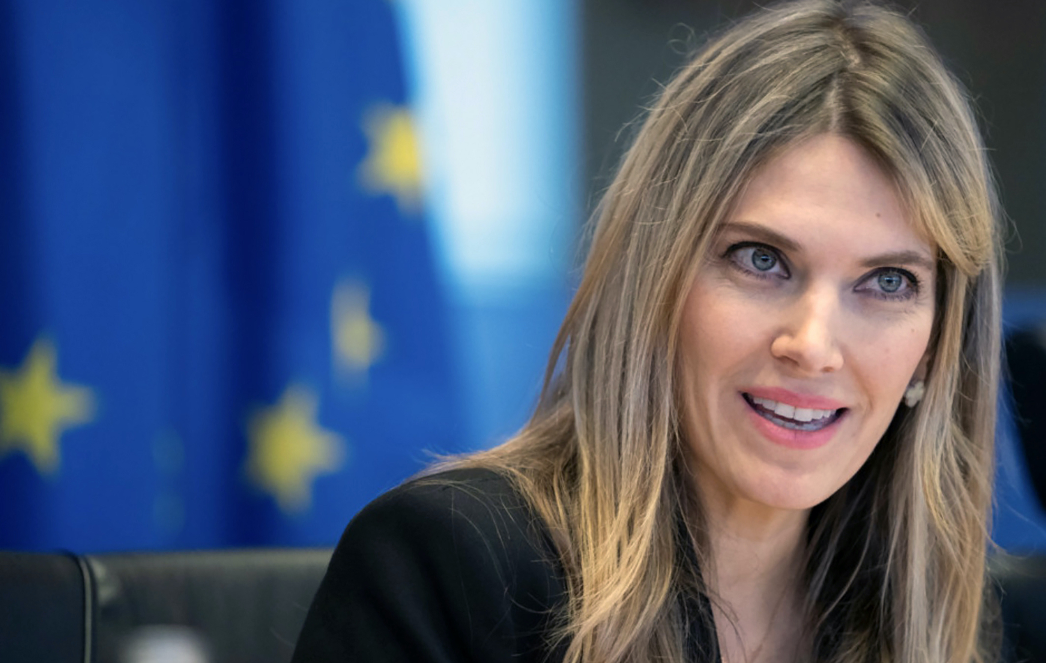 Eva Kaili și-a pierdut funcția de vicepreşedinte al Parlamentului European. Tatăl ei, prins cu o geantă cu bani (presă)