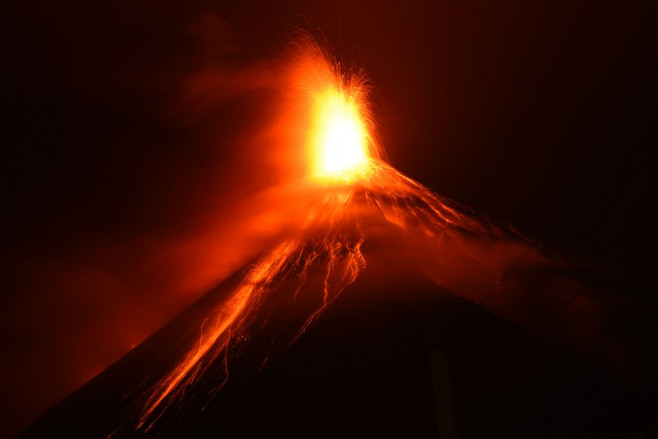 Erupția Vulcanului Fuego (5)