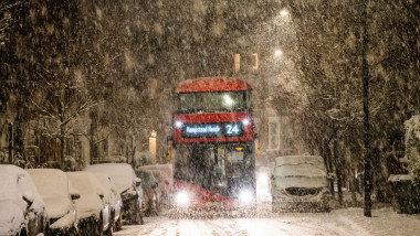 Snow falls in Hampstead., Hampstead heath, London, UK - 12 Dec 2022