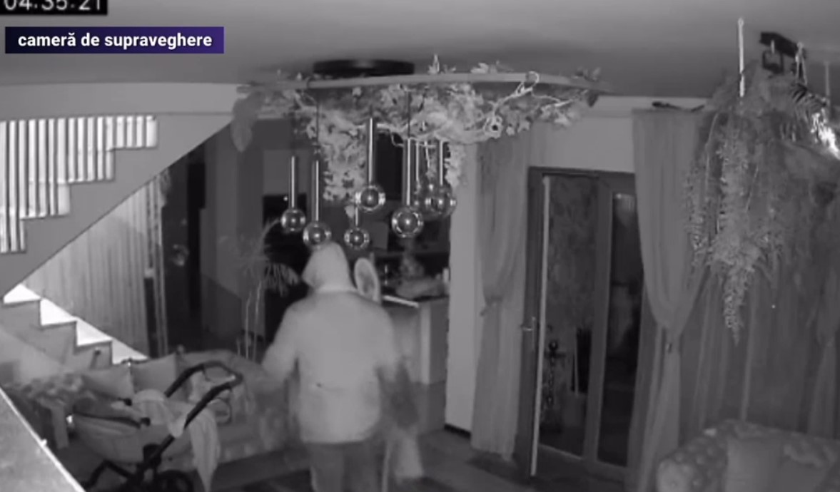 VIDEO „Nu ieșiți din cameră dacă vreți să trăiți”. Cum a decurs un jaf sub amenințarea morții la o familie din Crevedia