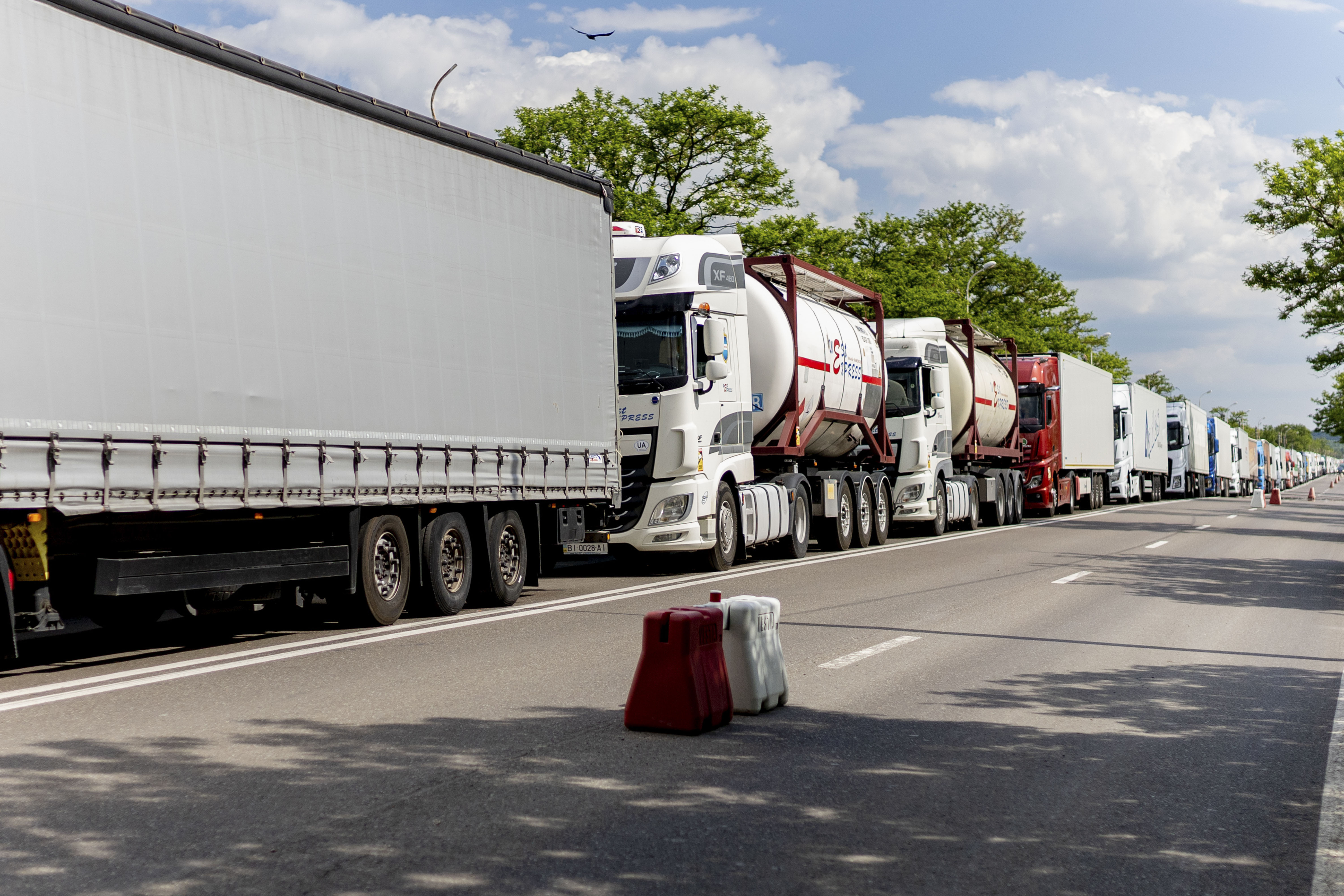 Transportatorii, cei mai afectați de eșecul Schengen, cer eliminarea controalelor la frontiera cu Bulgaria
