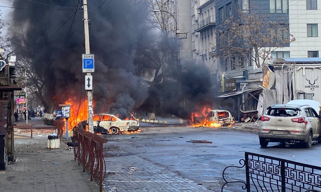 Rușii se răzbună după atacul asupra podului Ciongar. 3 morți după bombardamente la Harkov și Herson