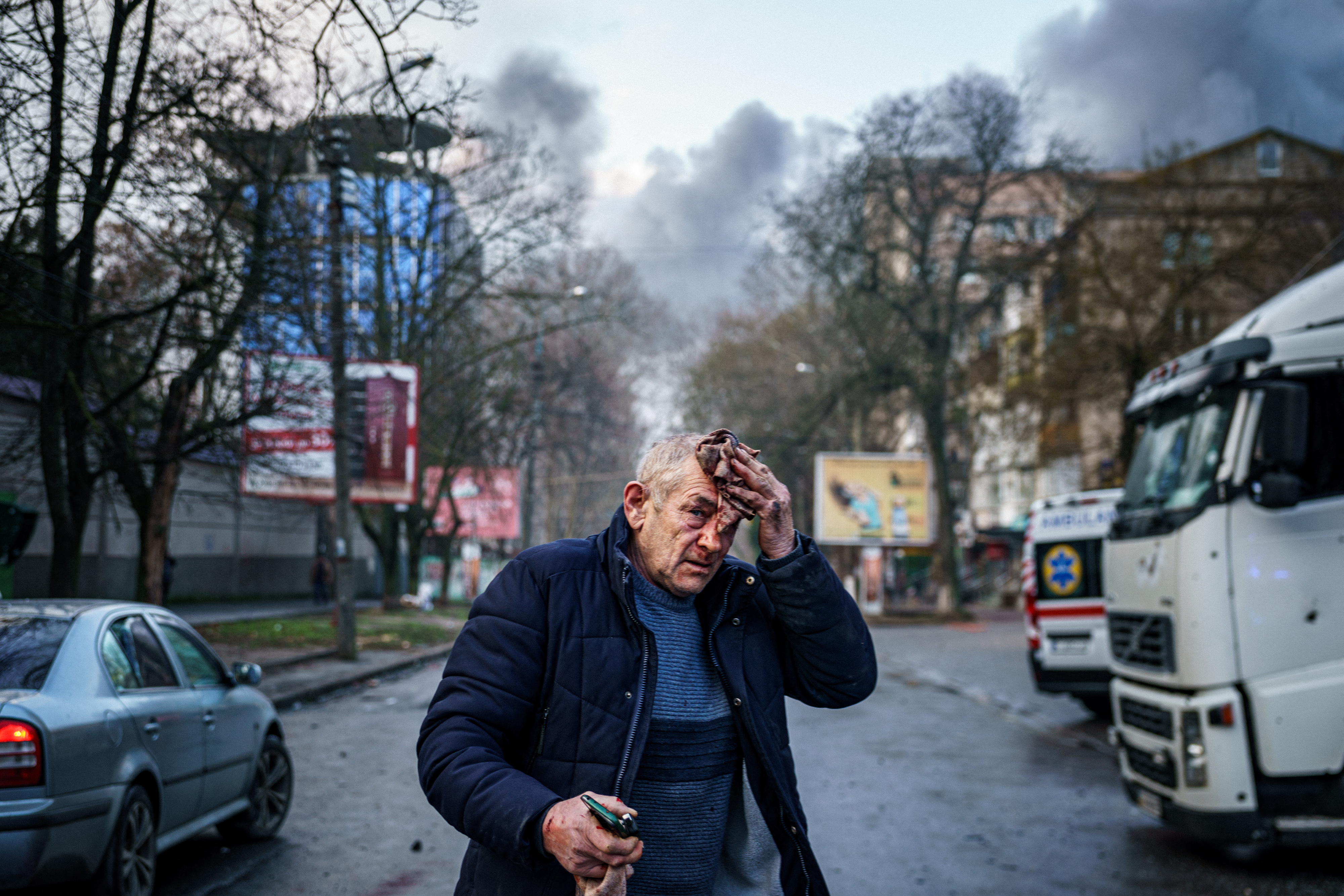 Alerte aeriene în toată Ucraina, în ziua de Crăciun. Crește numărul deceselor după bombardamentele din Herson