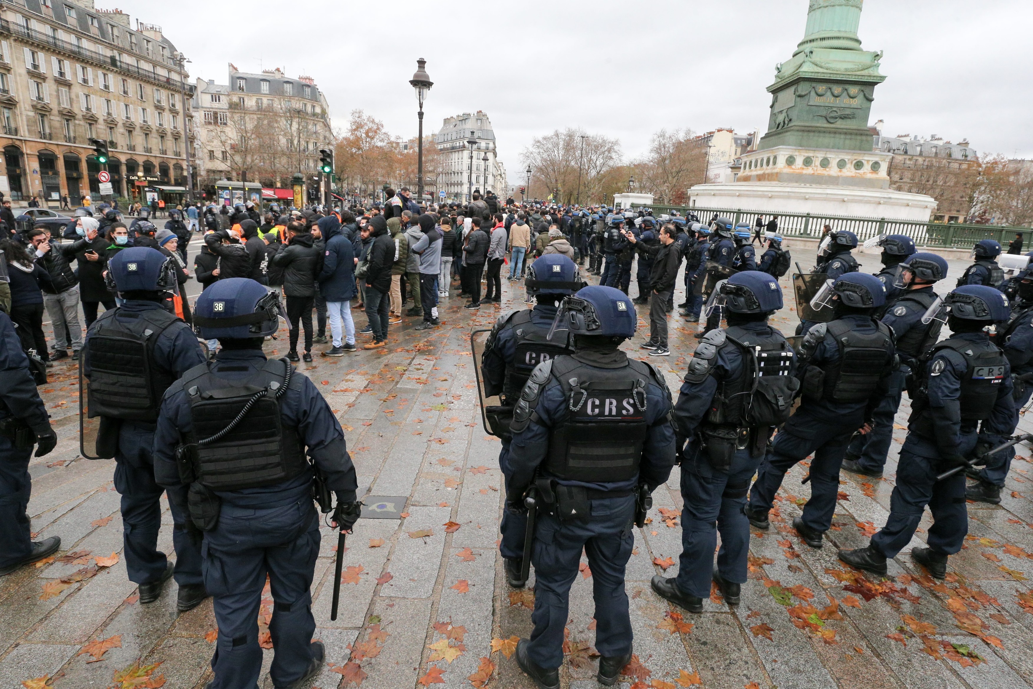 Atacatorul din Paris a spus că simte o „ură patologică” pentru străini și a vrut să omoare și alți oameni dintr-o suburbie din zonă