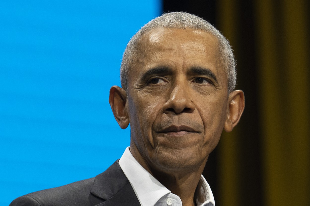 Obama a publicat lista cu filmele, cărţile şi melodiile sale preferate din 2022. "Top Gun" şi cartea soţiei sale, printre menţiuni