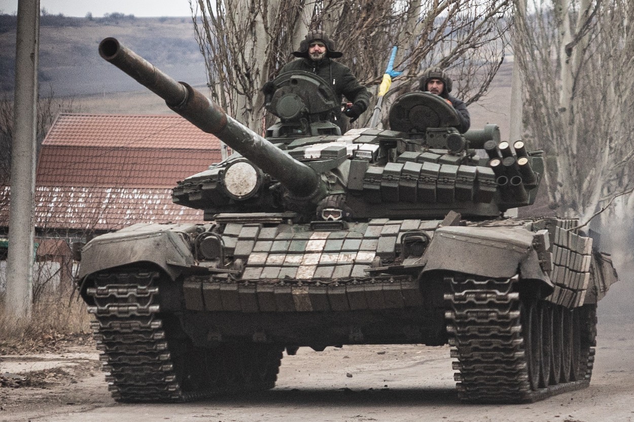 Moscova: livrarea de arme ofensive pentru Kiev va duce la o „catastrofă”. UE vrea să folosească banii Rusiei pentru reconstrucţie