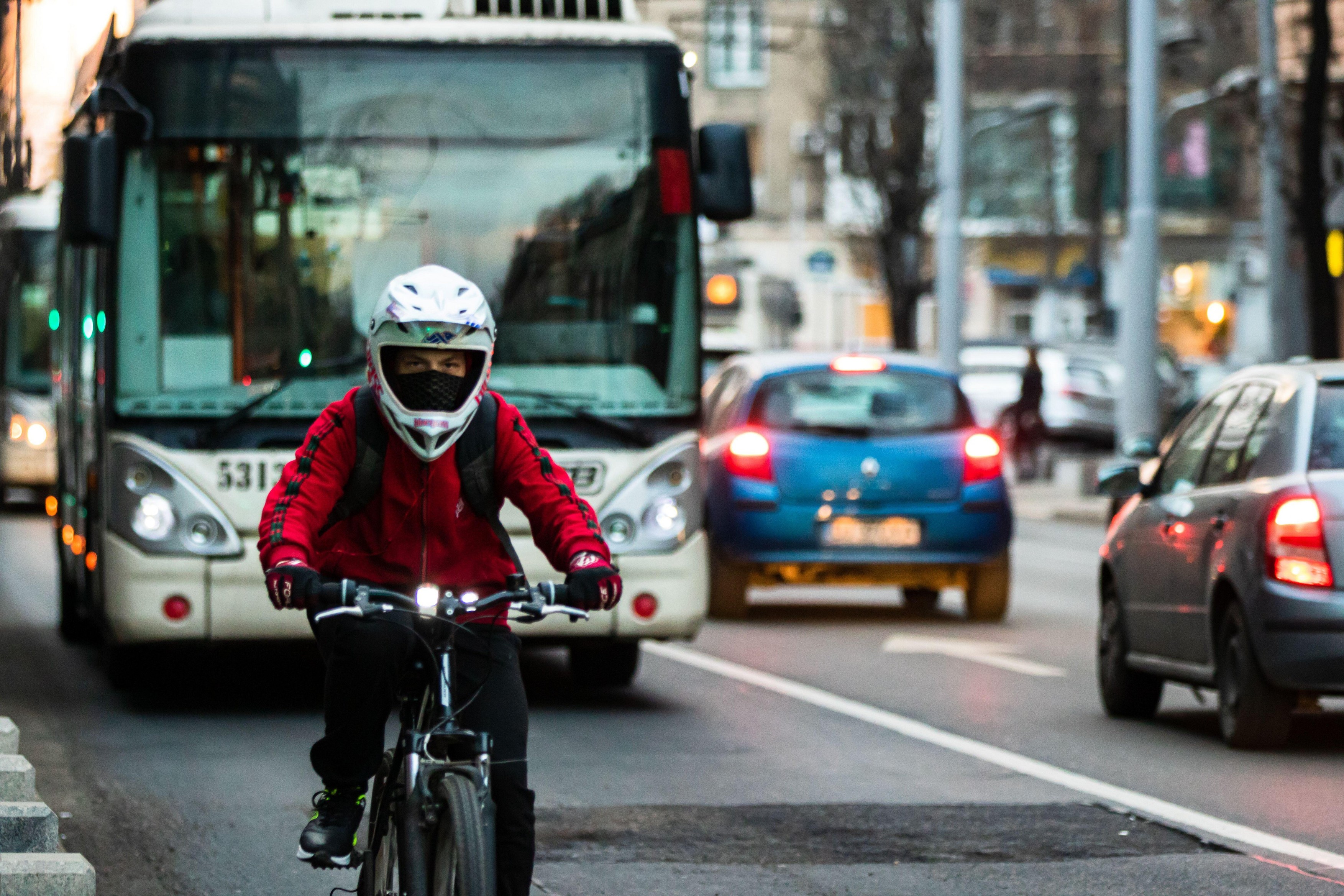 Care sunt cele mai bune soluții pentru un transport cât mai ecologic în oraș