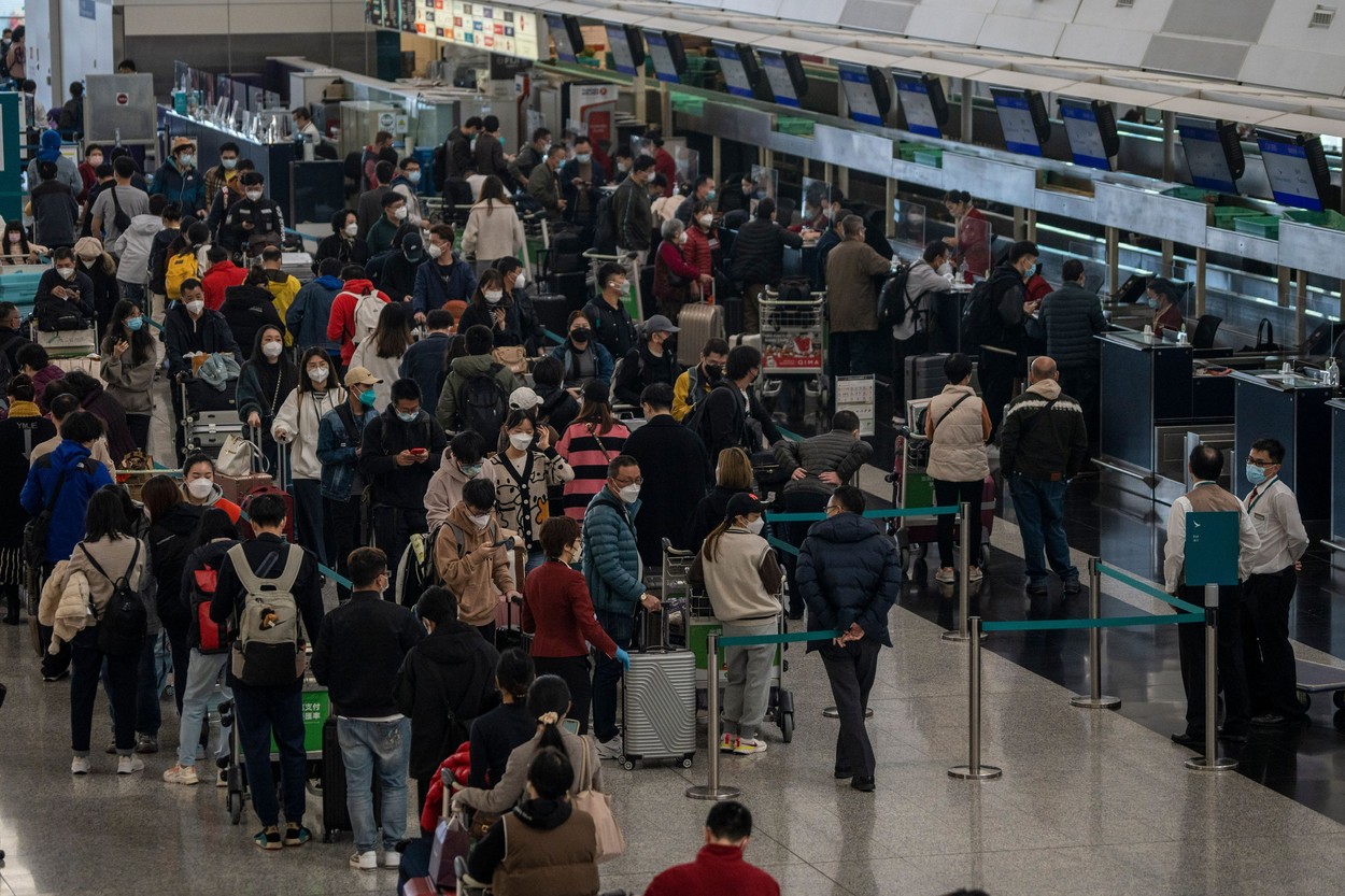 China va emite din nou paşapoarte pentru cetăţenii care vor să facă turism în străinătate
