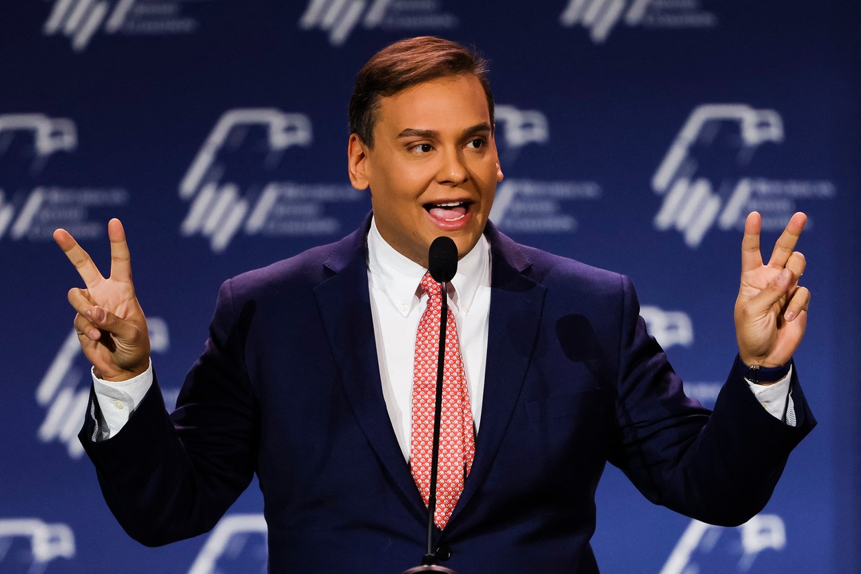 Un republican ales în Congresul SUA recunoaşte că și-a pus o diplomă unversitară inventată în CV, dar refuză să demisioneze
