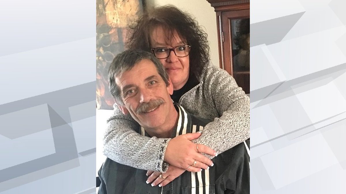 Doi soți au murit în aceeași zi de forme diferite de cancer
