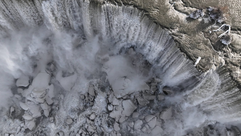 Niagara Falls partially frozen