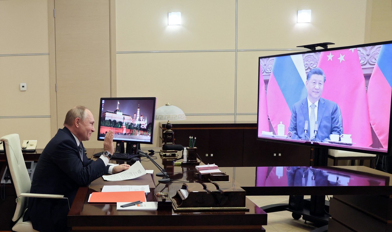 Vladimir Putin şi Xi Jinping, discuție prin videoconferinţă despre „probleme regionale acute”