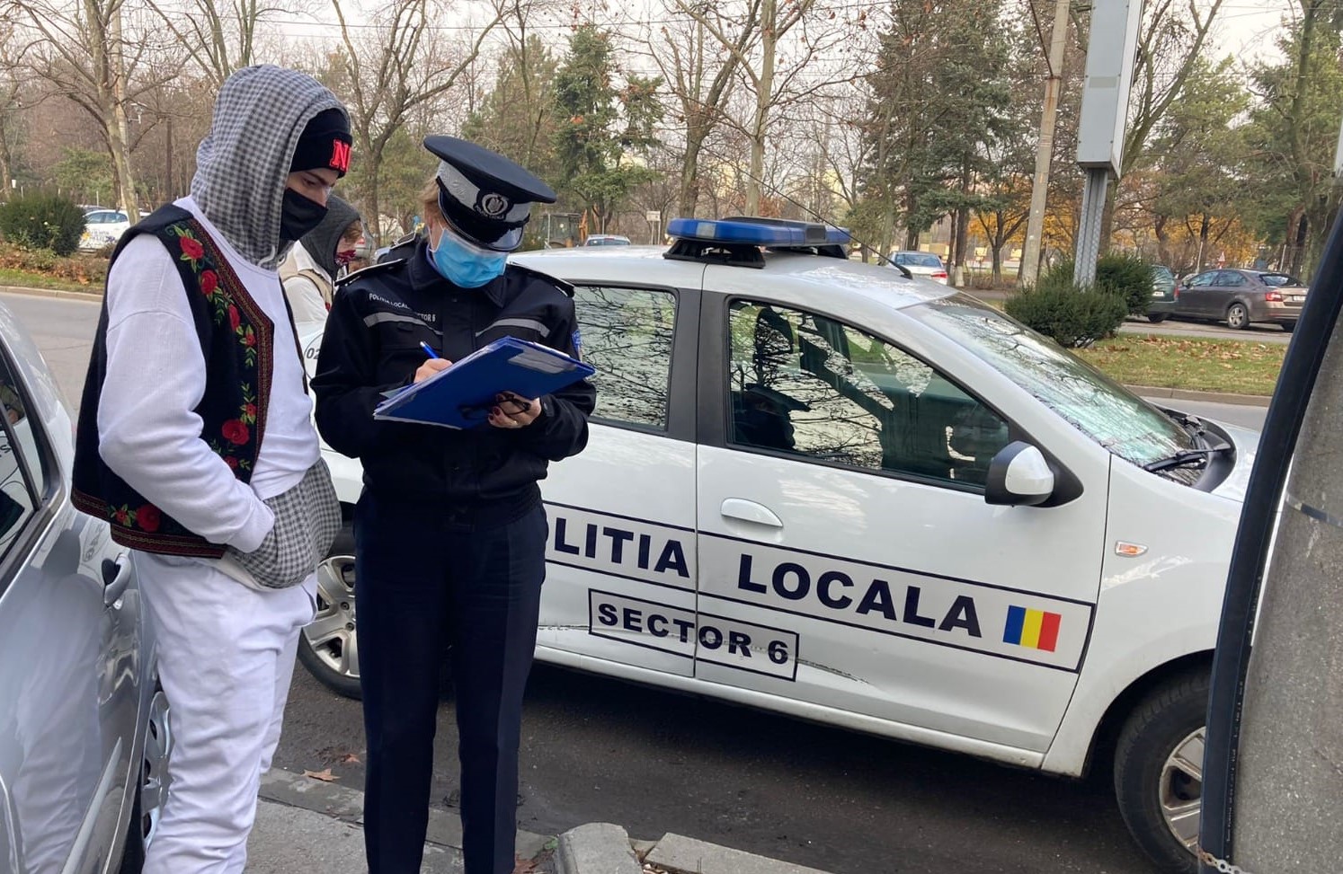 "Colindătorii" cu boxe din Sectorul 6 au primit amenzi de 5.200 de lei