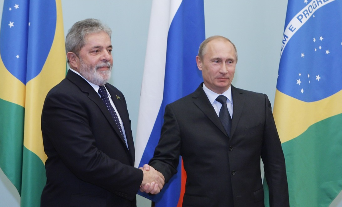 Lula şi Putin au vorbit despre „întărirea legăturilor” între Brazilia şi Rusia