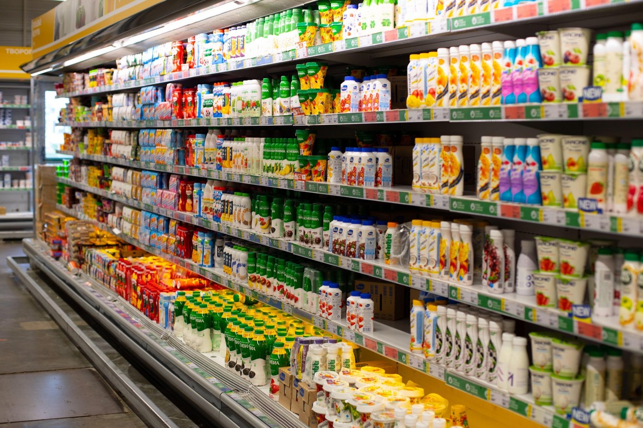 Produsele lactate autentice ar putea fi separate la raft de cele "pe bază de lapte" cu adaos de grăsimi