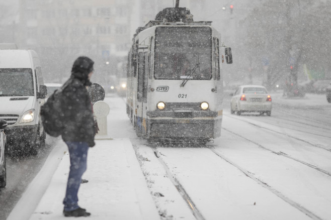 A nins în București. Foto: Inquam Photos/Octav Ganea