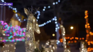 O casă din Alba a devenit atracție turistică de Crăciun