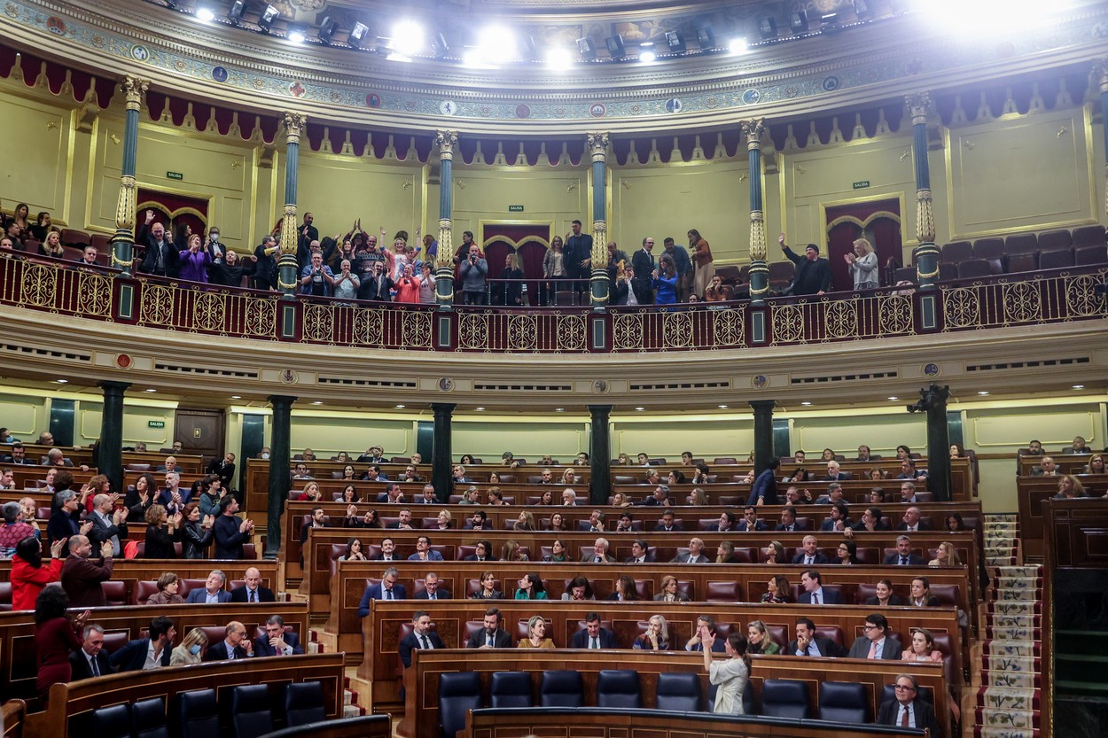 Congresul SUA a adoptat un proiect de lege care prevede şi un ajutor de 45 de miliarde de dolari pentru Ucraina