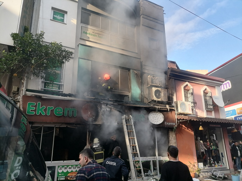 7 killed in restaurant blast in Turkiye's Aydin