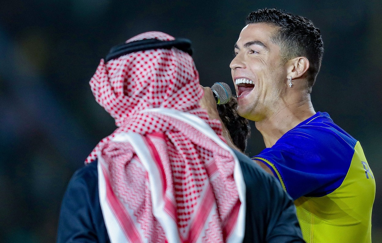 Gafă uriașă a lui Ronaldo la primirea grandioasă în Arabia Saudită. Cum au reacționat fanii