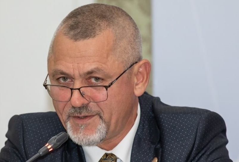 Deputat AUR acuzat că și-a bătut soția. Femeia a sunat la 112 în toiul nopții