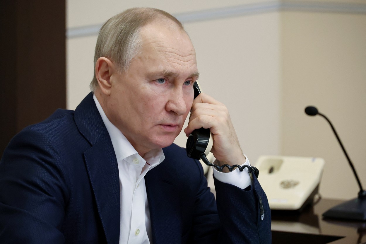 Vladimir Putin i-a spus lui Recep Erdogan că este deschis la un dialog "serios" cu Ucraina, cu o condiție