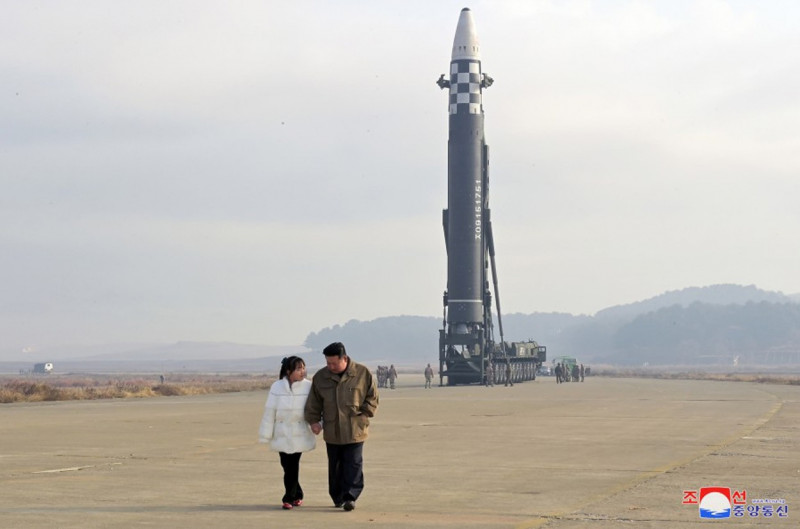 North Korea Leader Inspects Missile Launch - 19 Nov 2022