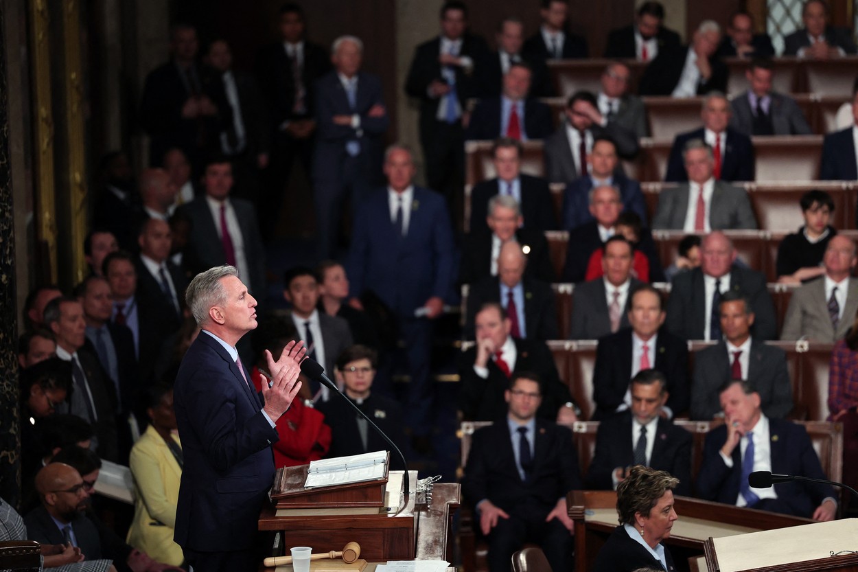 Kevin McCarthy a fost ales preşedinte al Camerei Reprezentanţilor după 15 tururi de vot. Ce le-a promis trumpiştilor