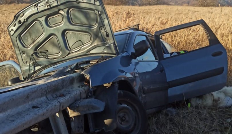 Un bărbat a murit într-un accident pe DN 73 C, în care au fost implicate trei autoturisme