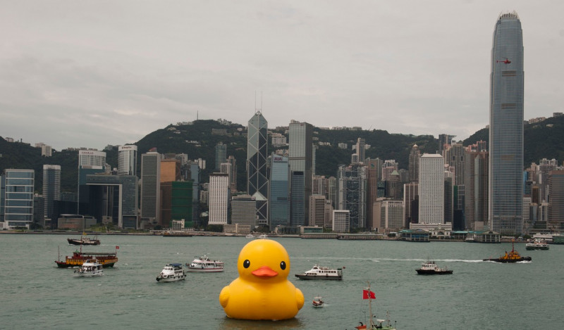 CHINA-HONG KONG-HUGE RUBBER DUCK (CN)