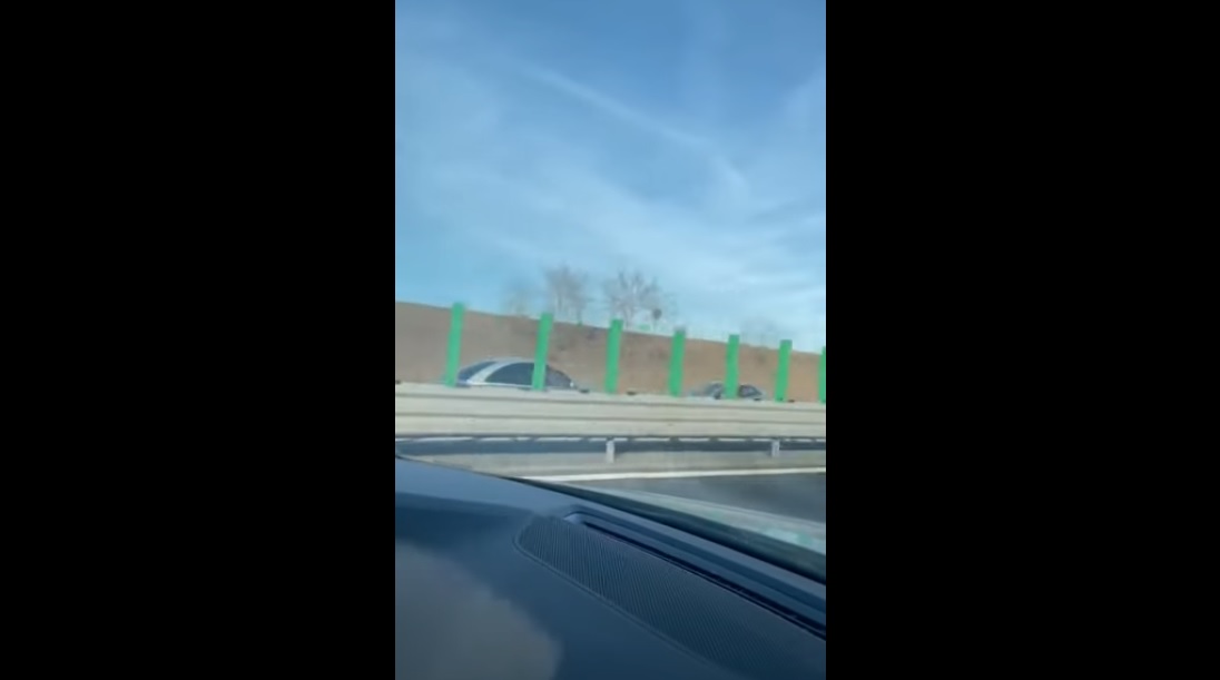 Șofer filmat pe contrasens pe Autostrada Constanța - București. Rula cu 120 km/oră. "M-am intersectat cu el. Am sunat la 112"