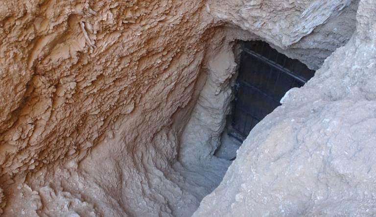 Un nou mormânt de pe vremea lui Tutankhamon, descoperit în Egipt. Cui aparține cripta