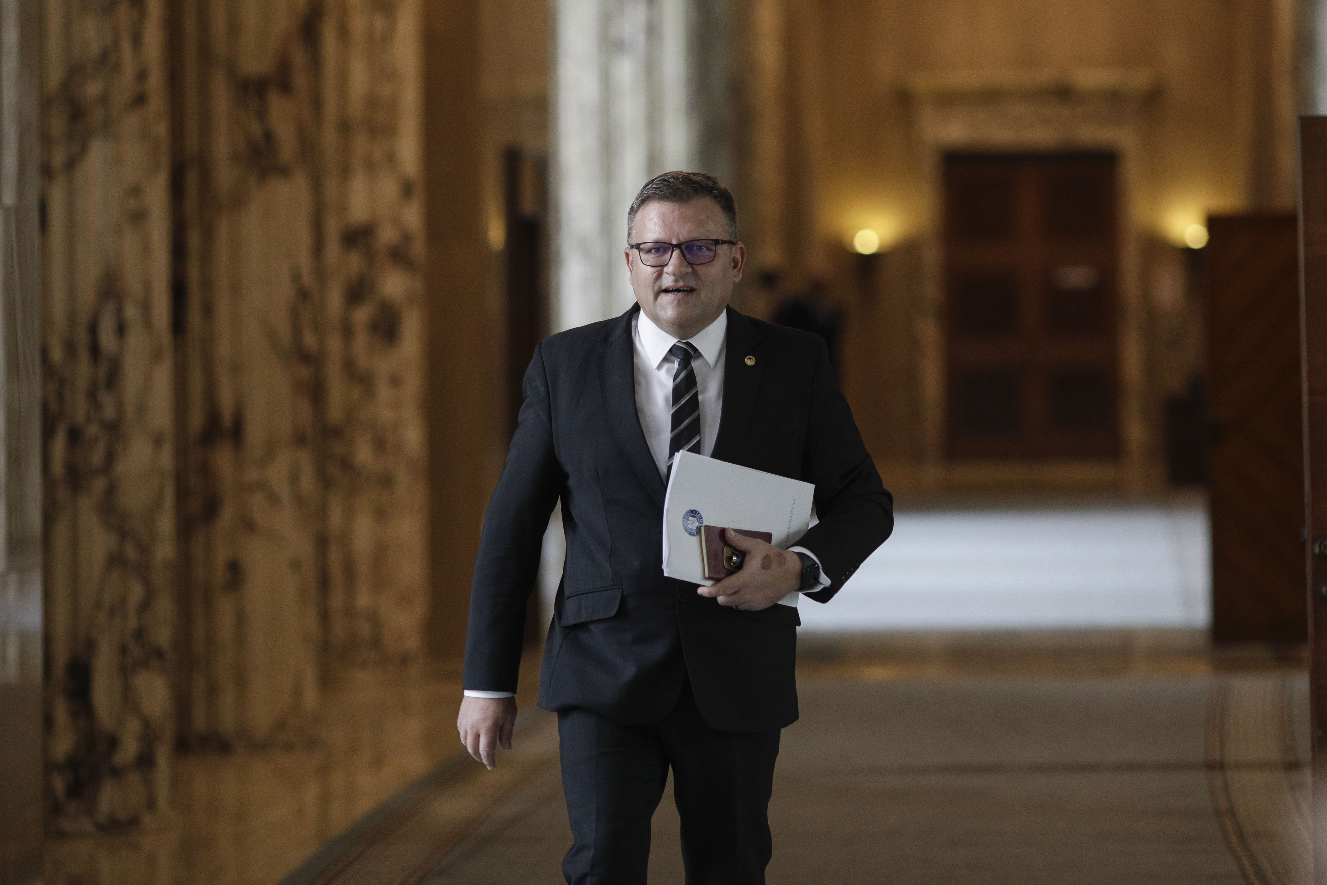 Budăi îi pune pe profesori să mai aștepte: „Nu putem facem legea salarizării pe bucăți, acum pentru profesori, apoi pentru alții”