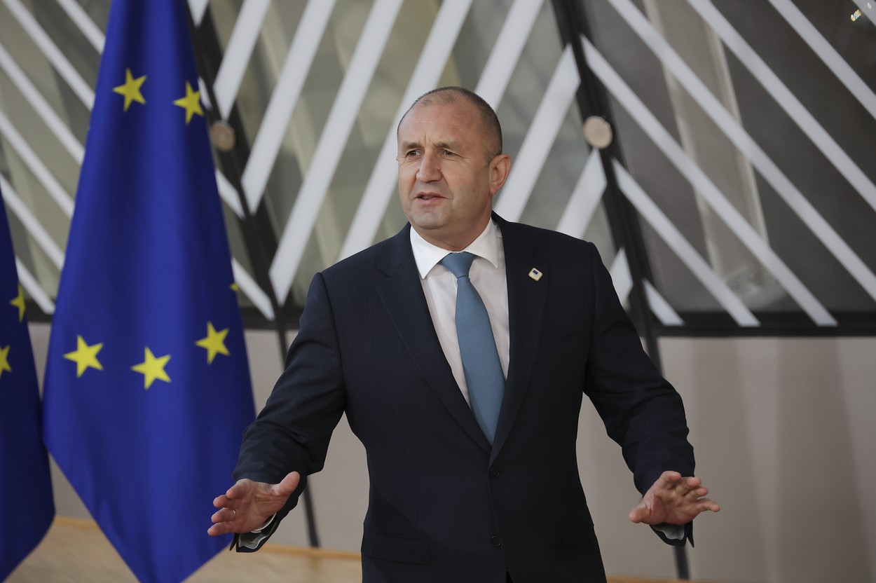 Socialiştii bulgari au fost invitaţi să formeze guvernul. În caz de eşec se organizează alegeri pentru a cincea oară în doi ani