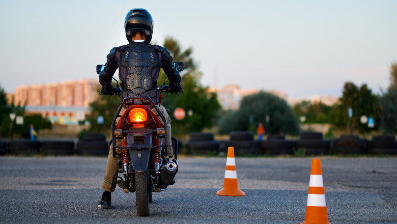 Din cauza numărului mare de accidente în care sunt implicați motociliști, polițiștii vor să înăsprească examenul de permis.