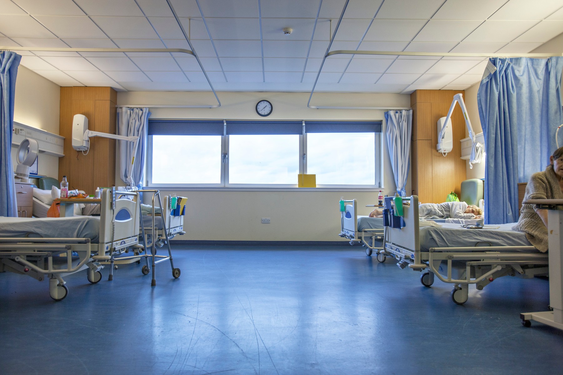 Apelul disperat al medicilor din Iași: Suntem la nivelul Africii la numărul de paturi alocate unui milion de locuitori