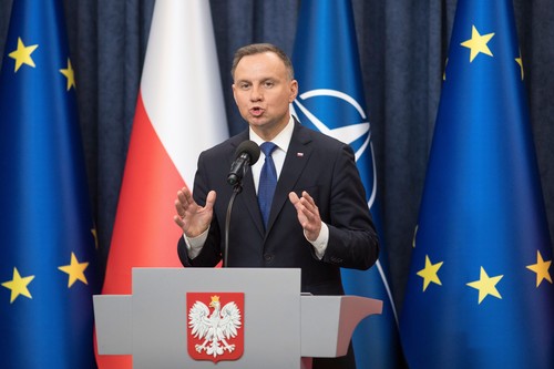 Președintele Poloniei a cerut insistent la Davos ”arme, arme și iar arme”