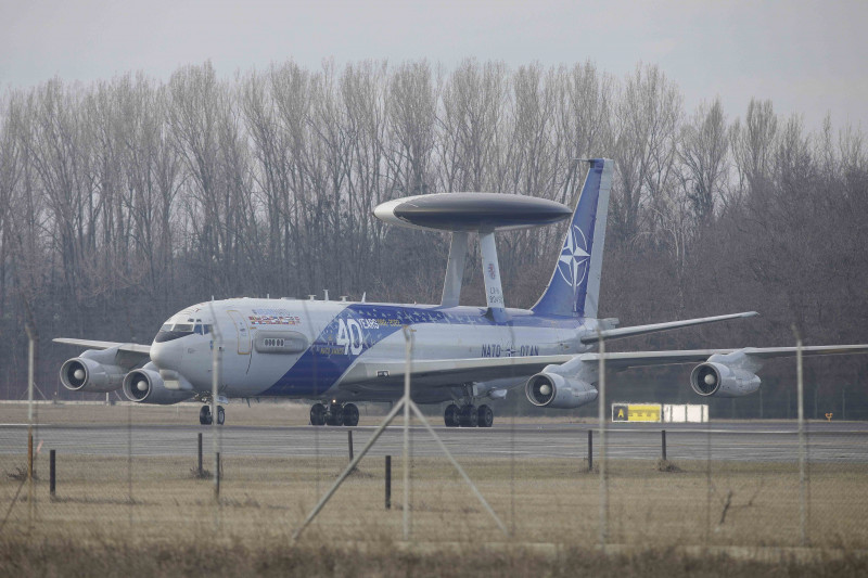 INSTANT_AWACS_OTOPENI_0002_INQUAM_Photos_George_Calin